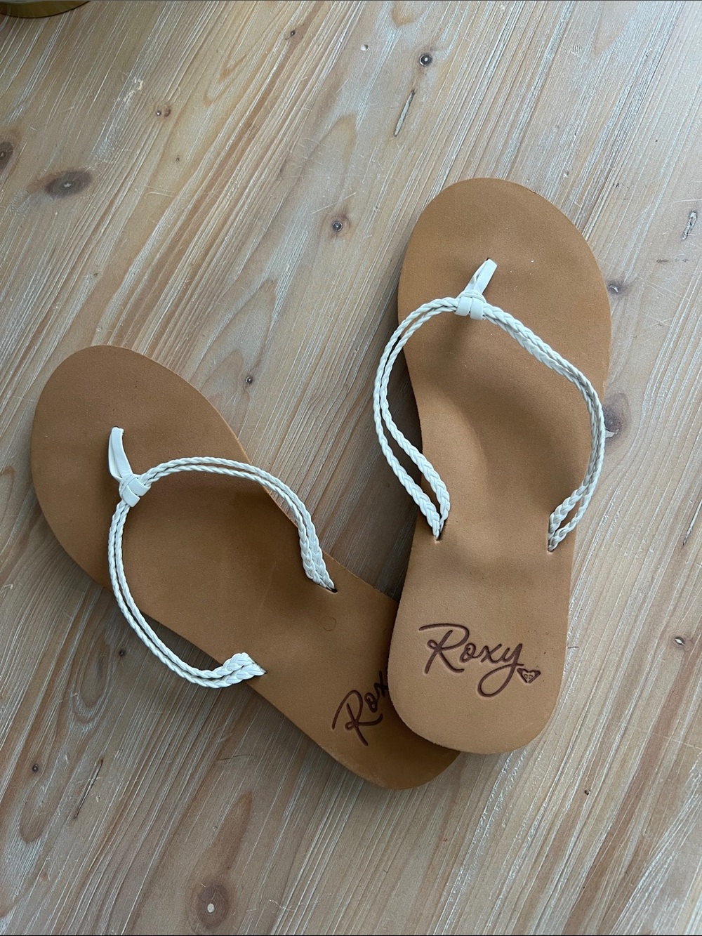 Roxy Tan Footbed Sandals with White Braided Straps